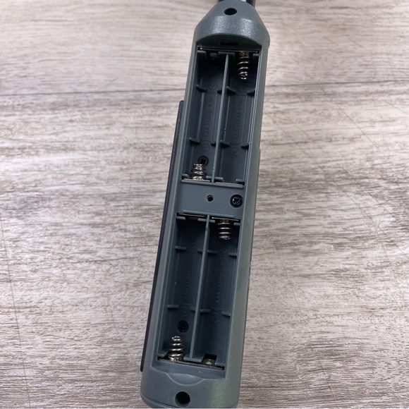 Tiger Sports Feel Golf Handheld Electronic Game 1998 66-001 Vintage Works - Picture 12 of 12